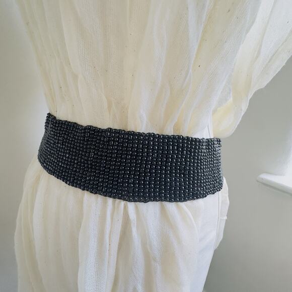 Women’s Vintage Indonesian Belt Black Seed Beads Starburst Pattern Wooden Buckle - Picture 5 of 8